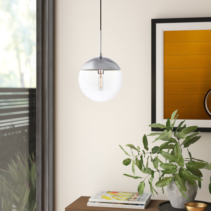 Luminaire suspendu simple à intensité variable 1 lumière Yearby Yearby, H 65 po x l 10 po x P 10 po, Chrome, Transparent