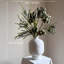 Ornements de fleurs simulées