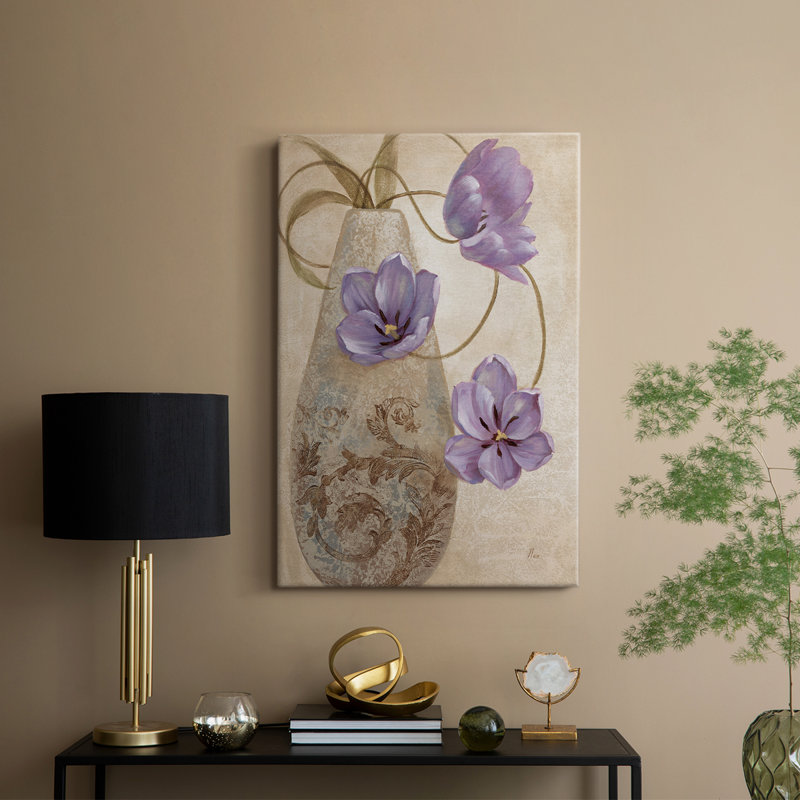 Mauve Sophistication I - galerie sur mesure, H 27 po x l 18 po