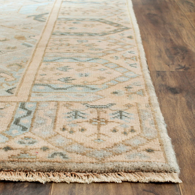 Isabella-May Oriental Hand-Knotted Wool Ivory Area Rug, Rectangle 6' x 9'