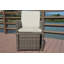 Chaise de patio rembourrée avec repose-pieds-982426719