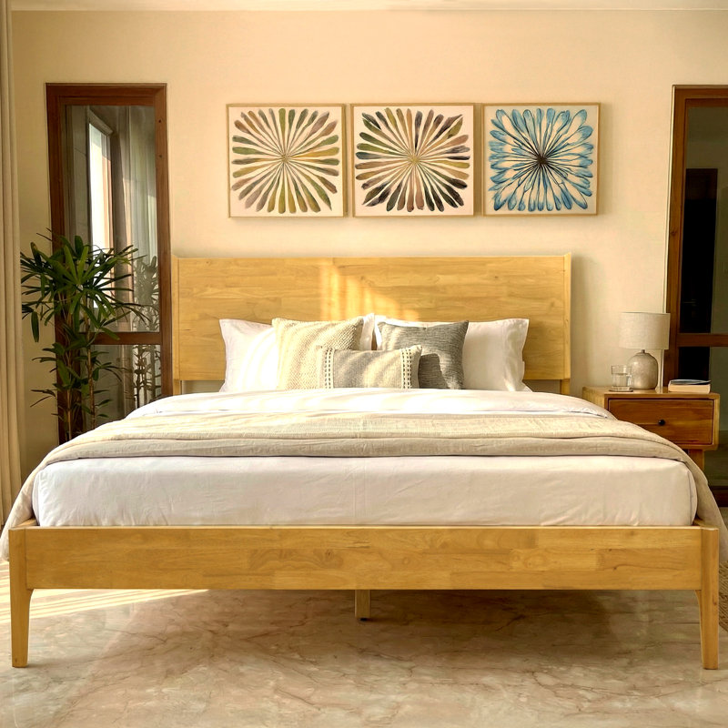 Structure de lit grand en bois massif avec tête de lit, lit plateforme scandinave d'une capacité de 800 lb, finition chêne naturel, antidérapant et silencieux, aucun sommier tapissier nécessaire