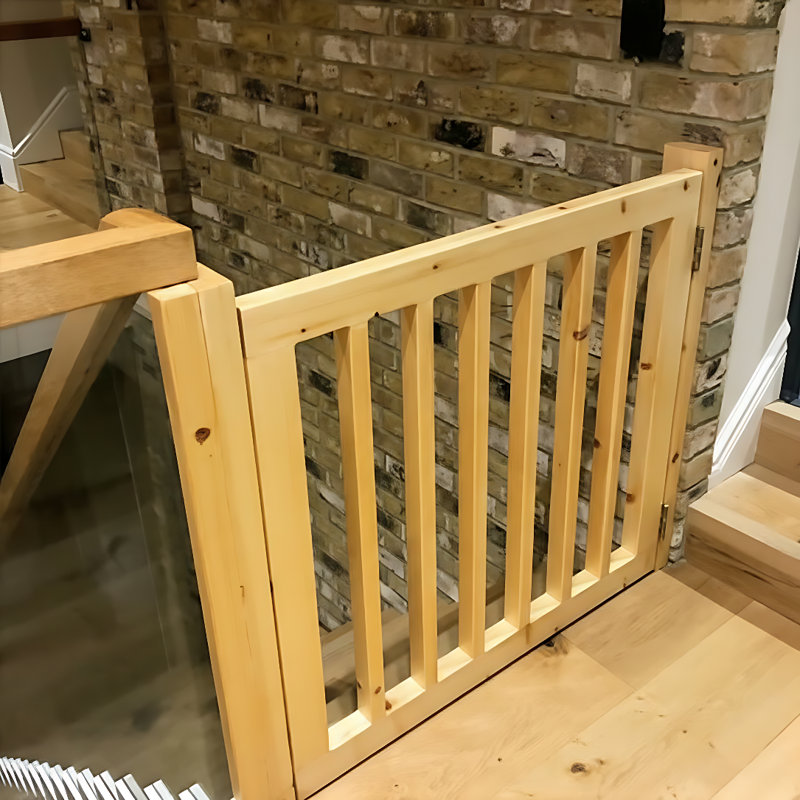 Wood Free Standing Pet Gate