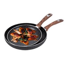  Alpine Cuisine Round Comal Griddle 14-Inch - Black Carbon Steel  Tortilla Comal with Double Handle - Durable, Heavy Duty Comal for Cooking -  Even-Heating: Home & Kitchen