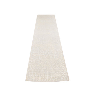 2'6" x 11'8" New Hand Knotted Ivory Wool & Silk Runner Oriental Rug - MOA10287296
