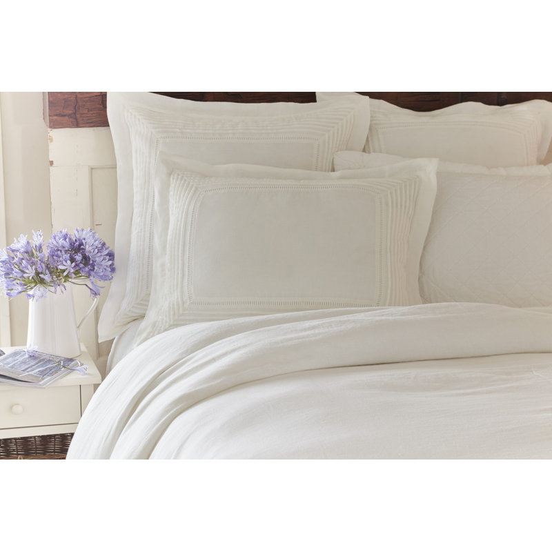 Tucked Linen Sham, Queen