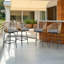 Tabourets de bar 4 pièces pour l'extérieur avec accoudoirs, chaises de patio avec structure en acier et rotin PE tissé-124491017