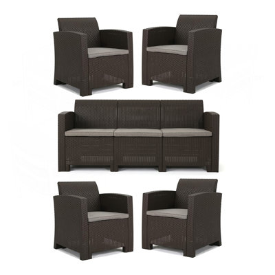 Outdoor Durable Wicker Chat Set with Removable Cushions for Relaxation