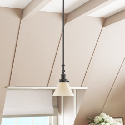 Luminaire suspendu conique à 1 lumière Harbert