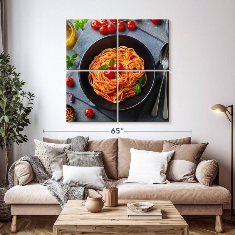 Yarlin, sauce tomate et pâtes, H 45 po x l 45 po