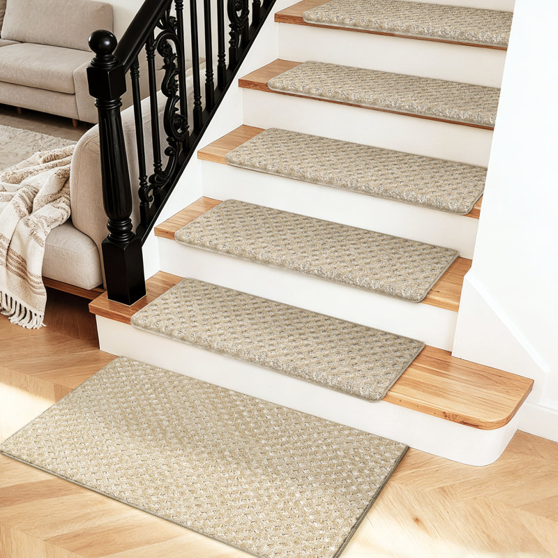 Rease Diamond Pattern Bullnosed Stair Treads (14pc) With Landing Mat (1pc) Set, Cream Gray Mini Diamond Trellis