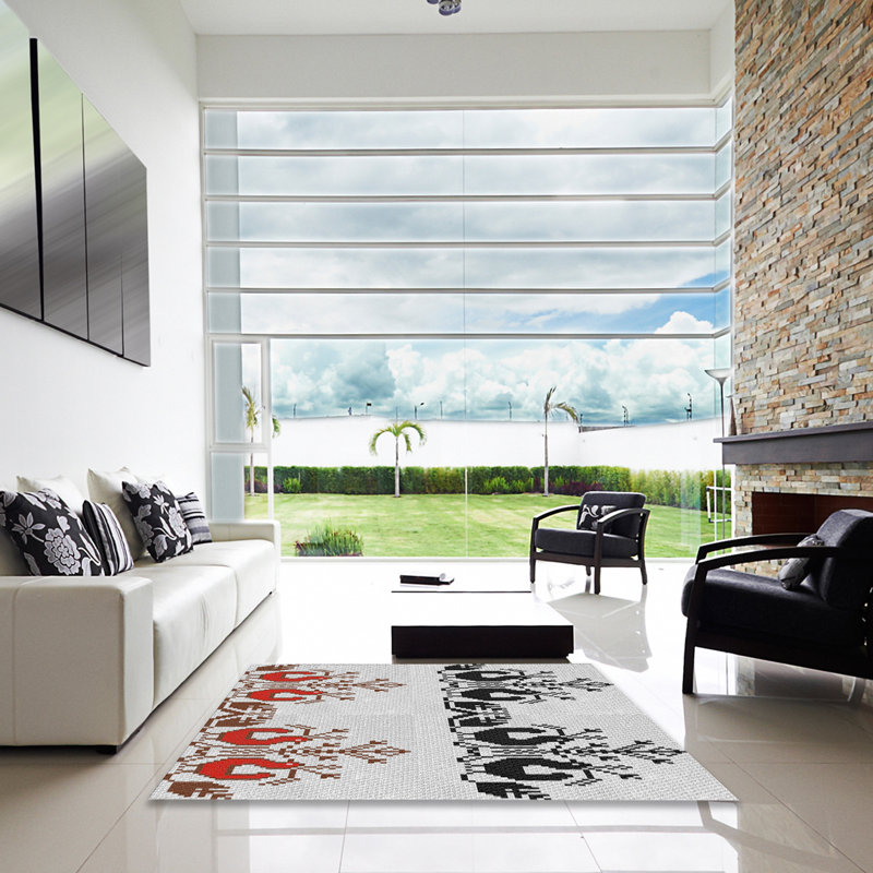 Tapis noir/rouge à motifs, Carré 4 pi