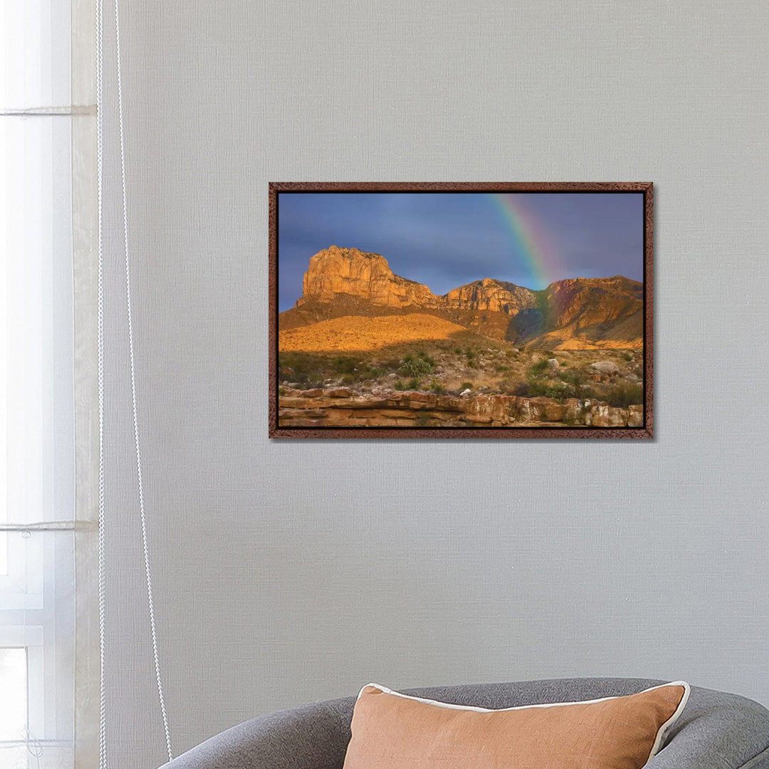 Regenbogen in der Nähe von El Capitan, Guadalupe Mountains National Park, Texas von Tim Fitzharris - Gallery-Wrapped Can...