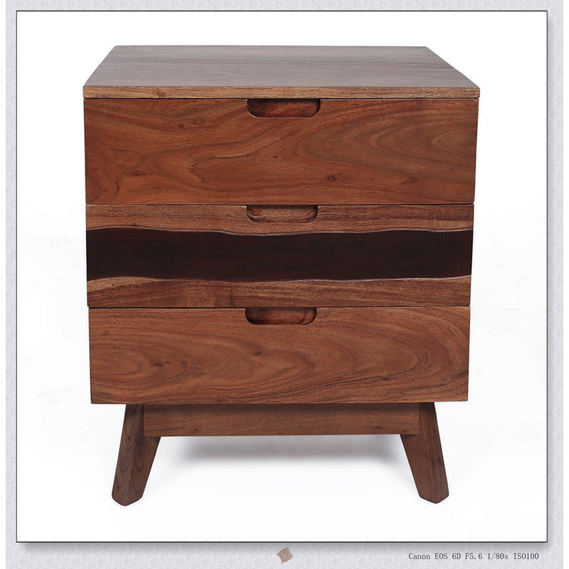 Table de chevet élégante et fonctionnelle avec beaucoup de rangement, parfaite pour la commodité et l'organisation du chevet.