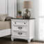 Ensemble de chambre à coucher en bois 5 pièces avec lit à panneau, commode, miroir, commode et commode Clelane