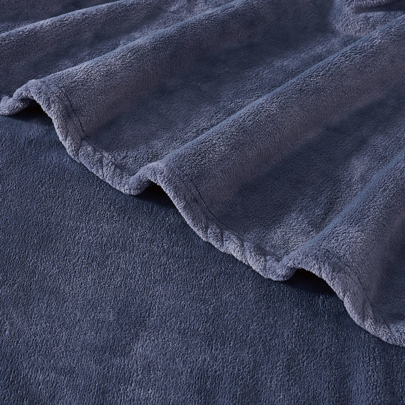 5th Avenue Lux Ultra Plush 50x70 Throw, Blue