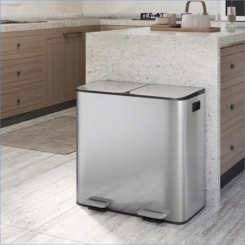 Stainless Steel Step On Kitchen Trash Can - 22L, Silver