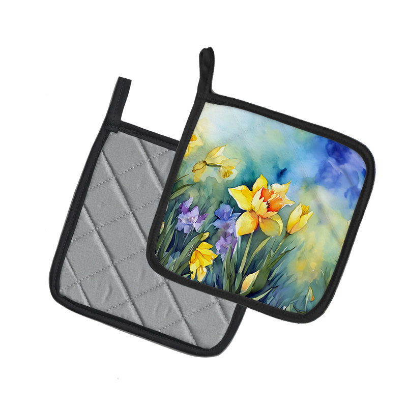 Caroline's Treasures Floral Polyester Potholder Set
