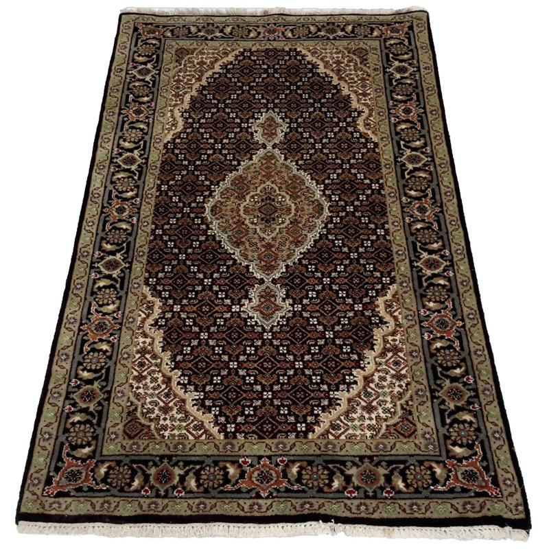 Nivethan Oriental Area Rug in Beige