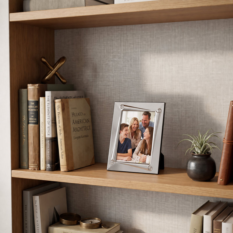 Cadre photo biseauté en alliage d'aluminium, présentoir photo de table moderne avec accents argentés en volutes