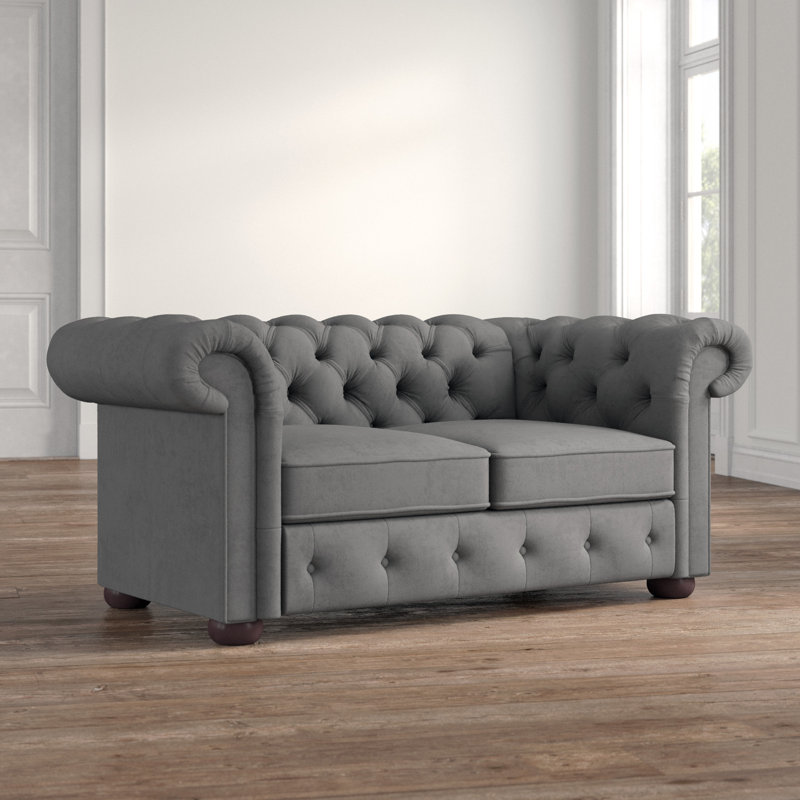 Causeuse à accoudoirs arrondis 68,5 po Huskins, Velours gris foncé