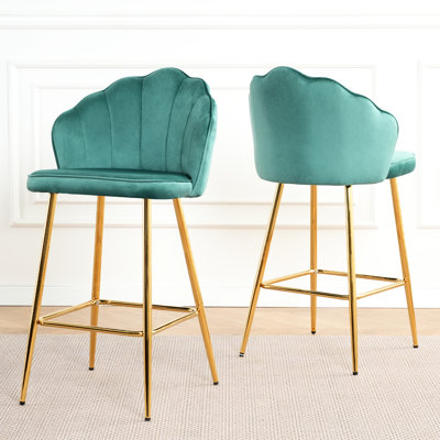 Chaise de bar en velours Shell Form (2 chaises). Or - pieds en métal. Convient pour un café, un bar ou un restaurant. Ergonomique pour soulager la fatigue. Siège éponge abondant. Courbe exquise. Base solide. Antidérapant réglable