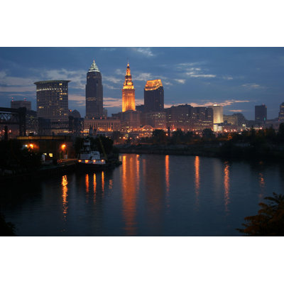 «Early Morning Cleveland Skyline» par Bobdaveant - photographie sur toile tendue