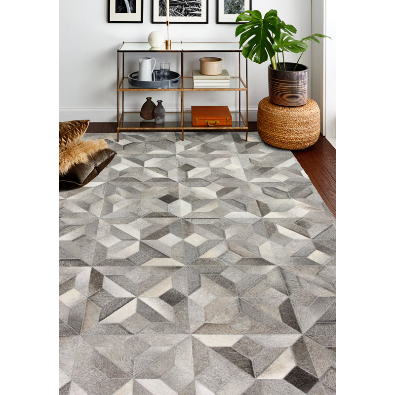 Handmade Geometric Gray Cowhide Rectangular Area Rug 8' x 10'