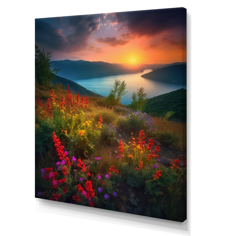Fleurs au-dessus d'un coucher de soleil majestueux - Impression, 20" H x 12" W, Toile tendue