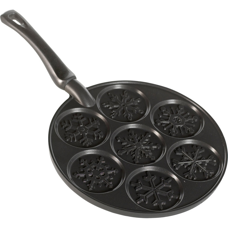 Nordic Ware Breakfast Cookware 17.5" Non-Stick Falling Snowflake Pancake Pan