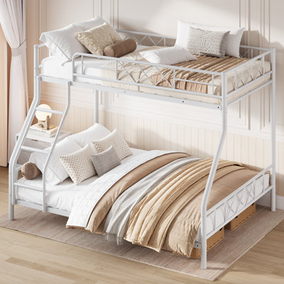 Lit superposé simple au-dessus d'un lit double en métal avec échelle, structure robuste, garde-corps pleine longueur, lattes robustes, aucun sommier tapissier, conception peu encombrante pour adultes et adolescents