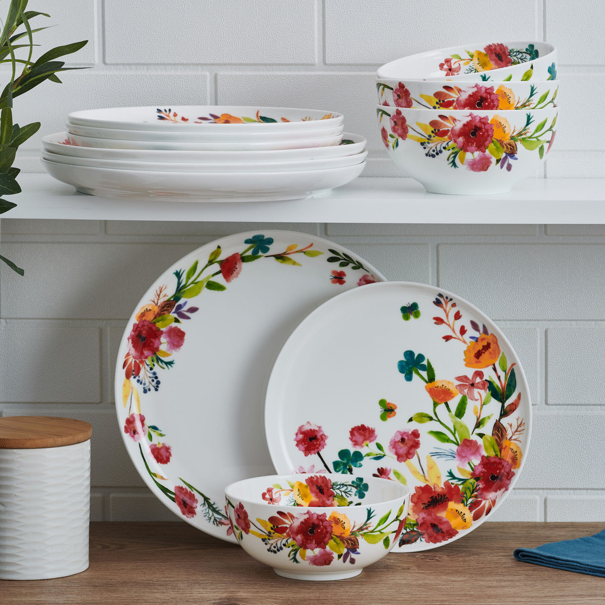 Mikasa Karina Dinnerware - Thumbnail 3