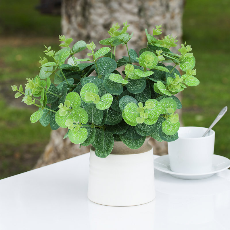 Topiaire d'eucalyptus artificiel 12 po en pot