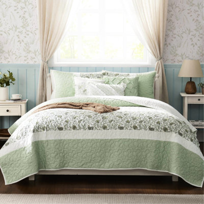 6 Sage Quilt With Decorative Pillows - Full/Queen, Cotton , Shabby Chic Look Bedroom Pillows, Stylish And Cozy Bedding