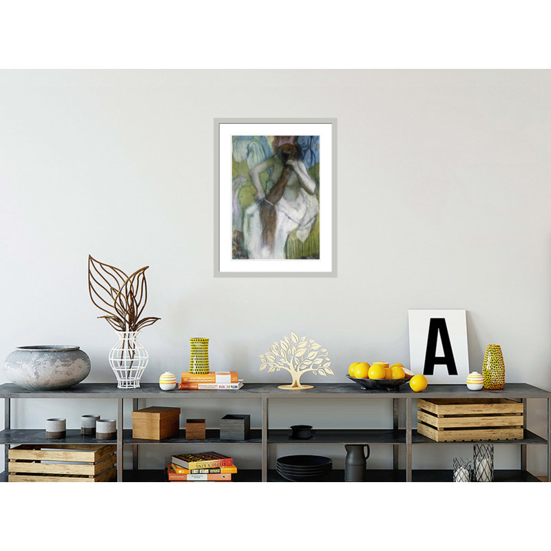 «Woman Combing Her Hair» par Edgar Degas, impression giclée encadrée, H 29,5 po x l 22,79 po