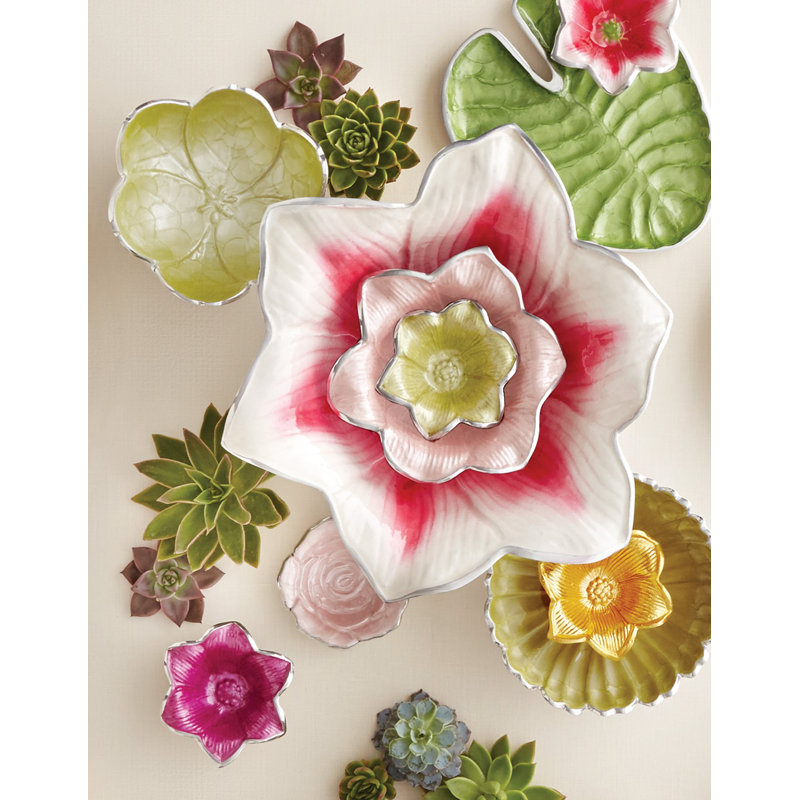 Lily Serving Bowl, Gold Snow