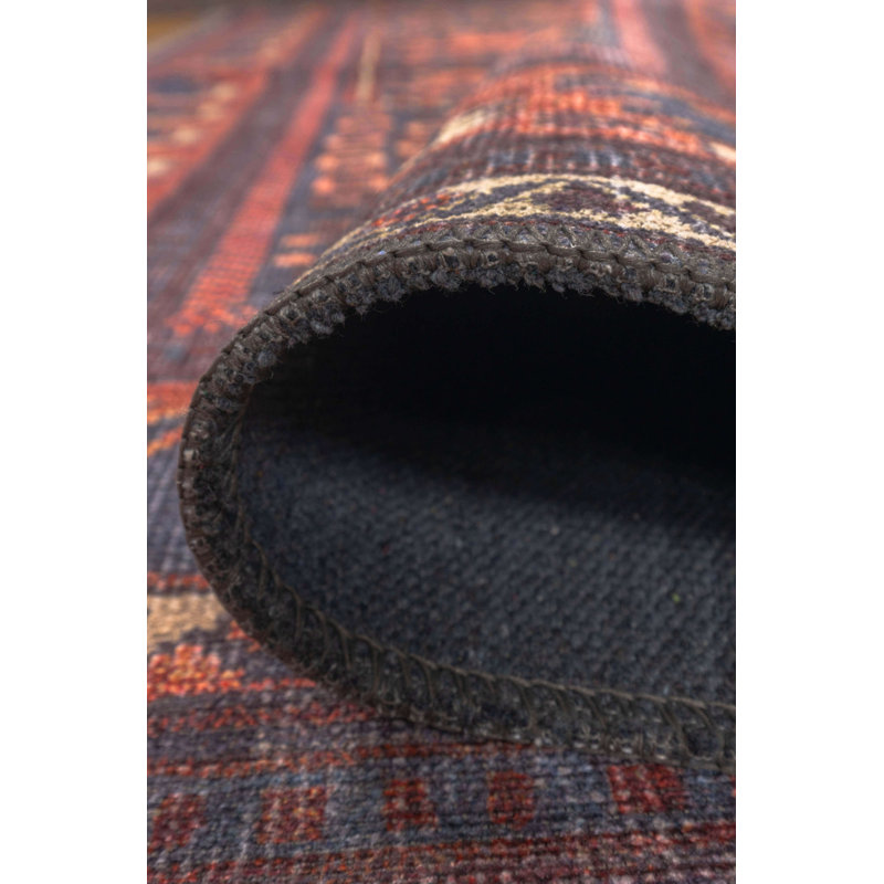 Tapis décoratif bourgogne en polyester tissé à la machine, Tapis de couloir 2 pi 8 po x 9 pi 11 po