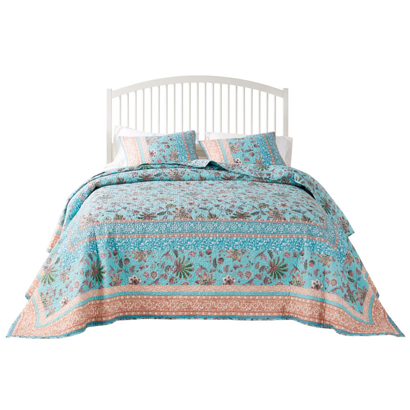 Audrey Reversible Quilt Set, Queen Quilt + 2 Standard Shams, Turquoise/Millennial Pink