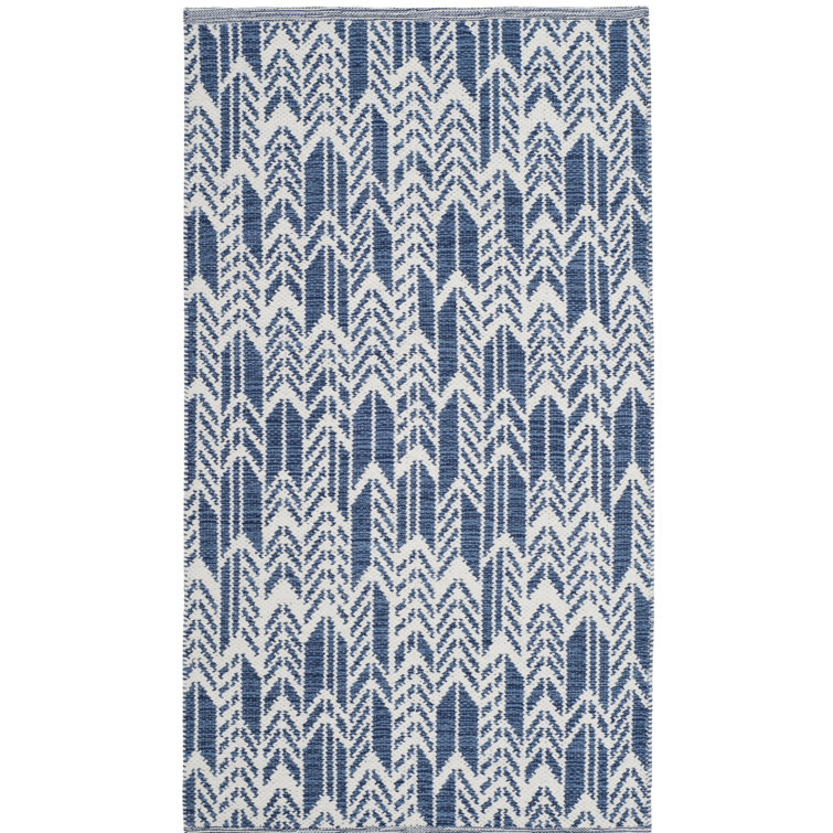 Paz Hand Woven Performance Chevron Rug