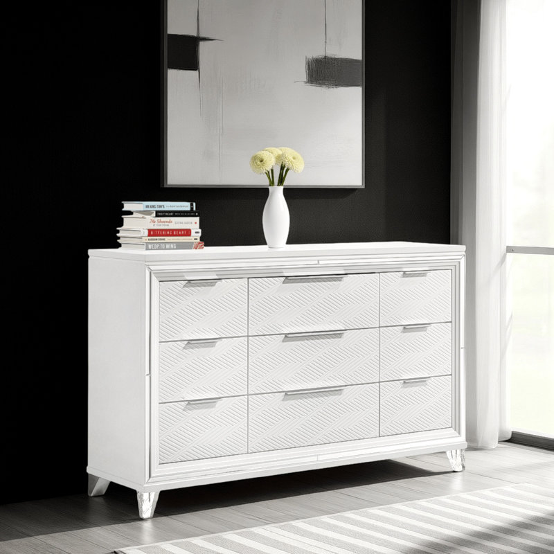 Commode large Mory, 9 tiroirs, motif à chevrons en relief, blanc