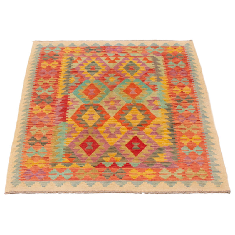 Tapis rouge unique 4 pi x 5 pi 9 po Akailah