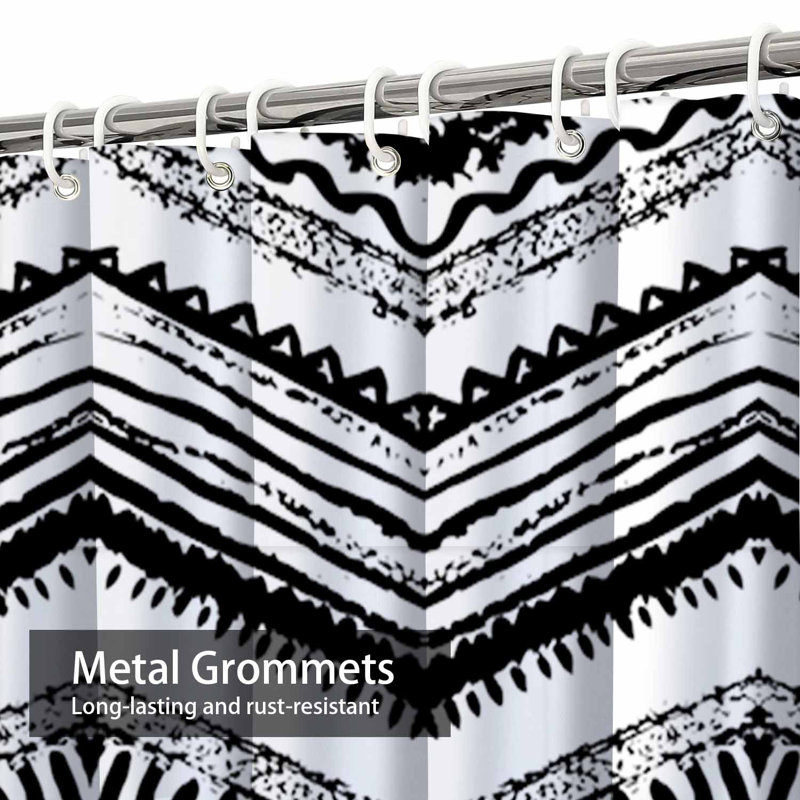 Rideau de douche à motif de chevrons noir et blanc avec 12 crochets Line Zigzag, L 72 po x l 78 po
