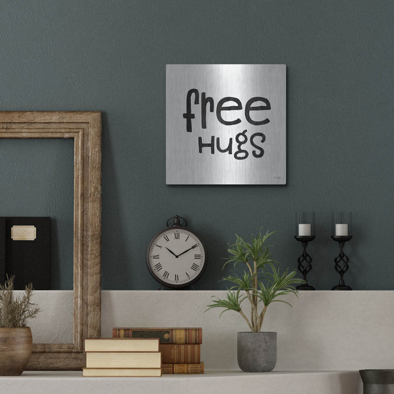 «Free Hugs» par Jaxn Blvd, H 12 po x l 12 po