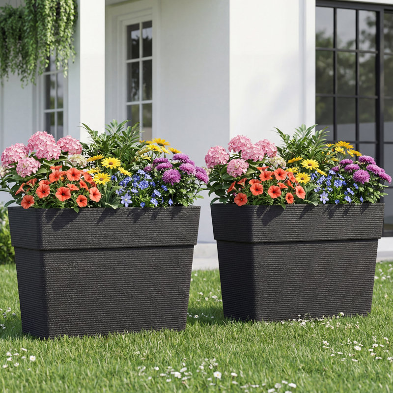 Boîte à fleurs d'extérieur rectangulaire Aura, 31.5" H x 23.6" W x 12.6" D, Noir