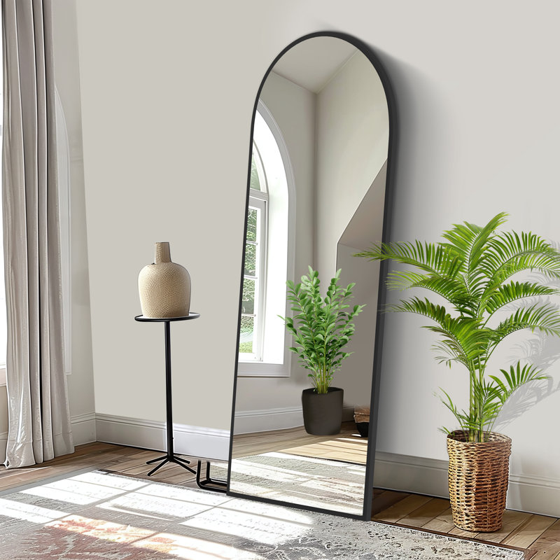 Miroir mural en bois massif Luziano, Noir, 63 po x 25 po