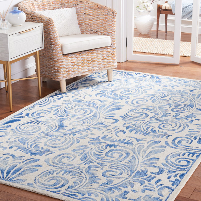 Oakton Hand Tufted Wool/Cotton/Latex Paisley Rug in Ivory/Blue, Rectangle 4' x 6'