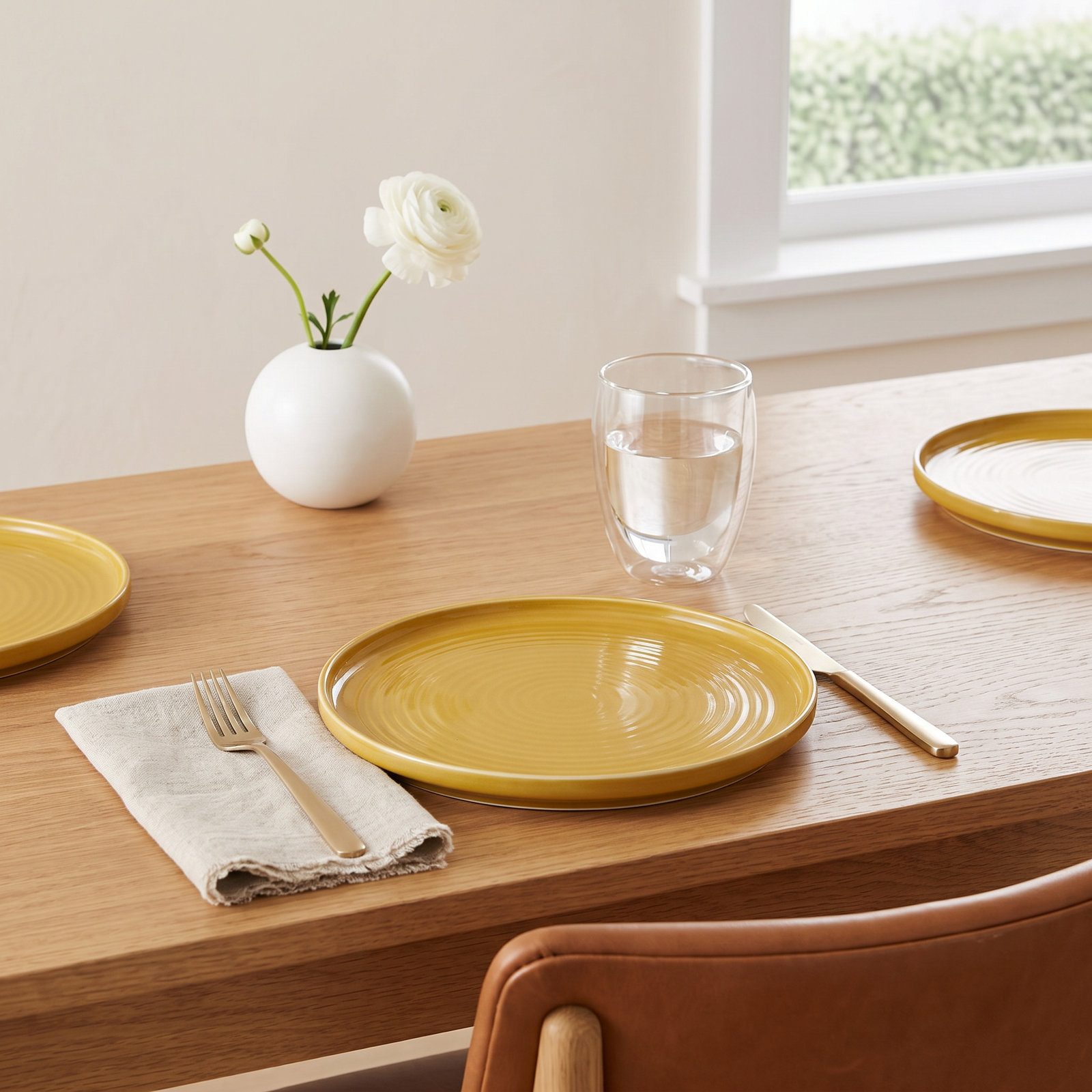 Essential Dinnerware 9" Salad Plate, Mustard