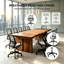 Ensemble de table de conférence en bois massif à bords naturels avec 8 chaises de bureau ergonomiques en maille-494602828-494592873