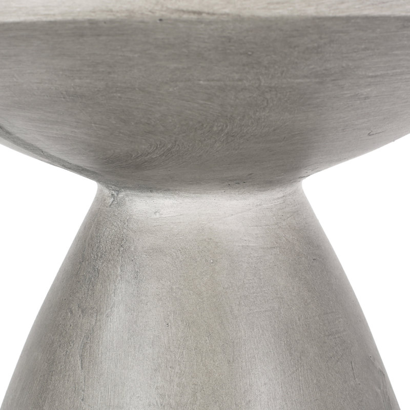 Table d'extérieur en béton léger avec lignes simples - pièce moderne à utiliser - assemblage
