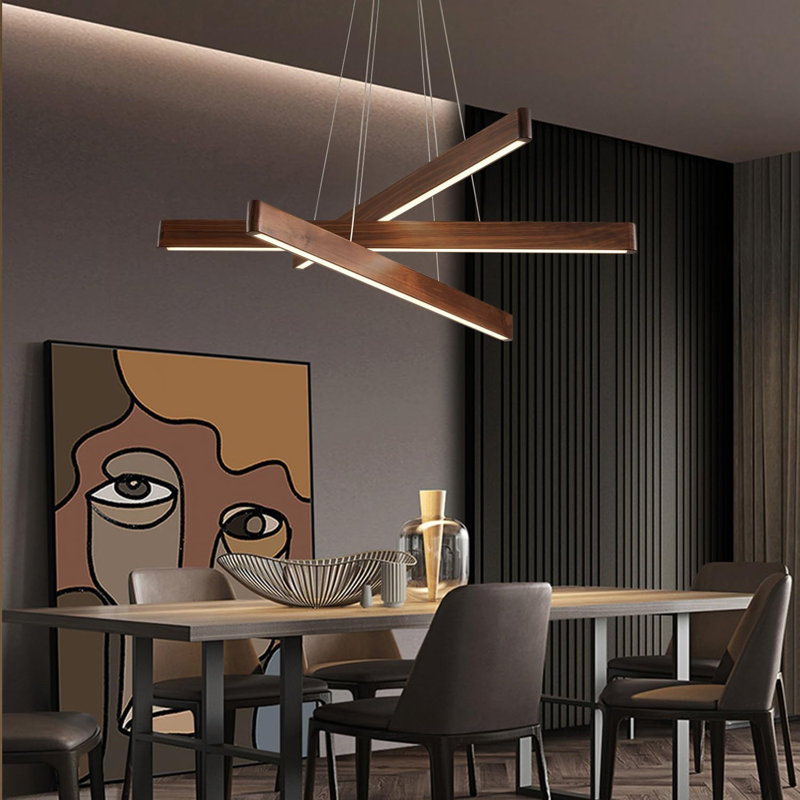 Luminaire suspendu linéaire à trois lampes